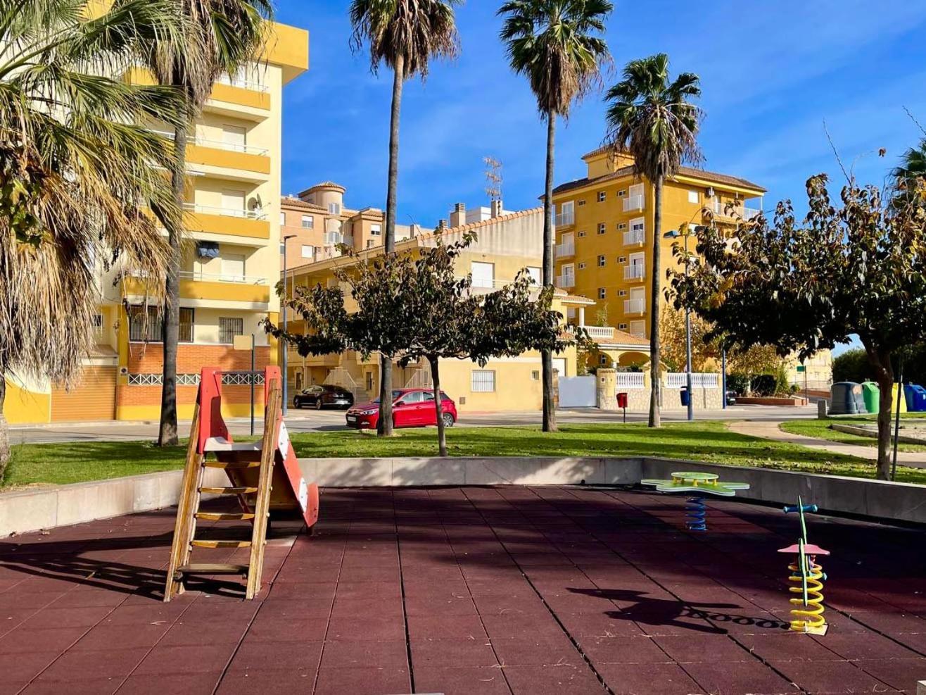 Playa De Miramar - 3 Min Walk To The Beach, Family-Friendly, Near Gandia Exterior photo